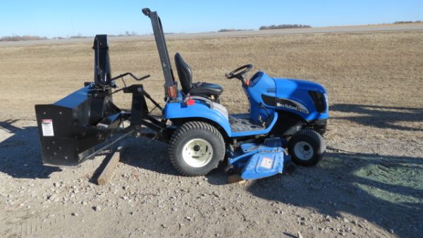 2008 New Holland TZ25DA Tractor (Stk# 6600)